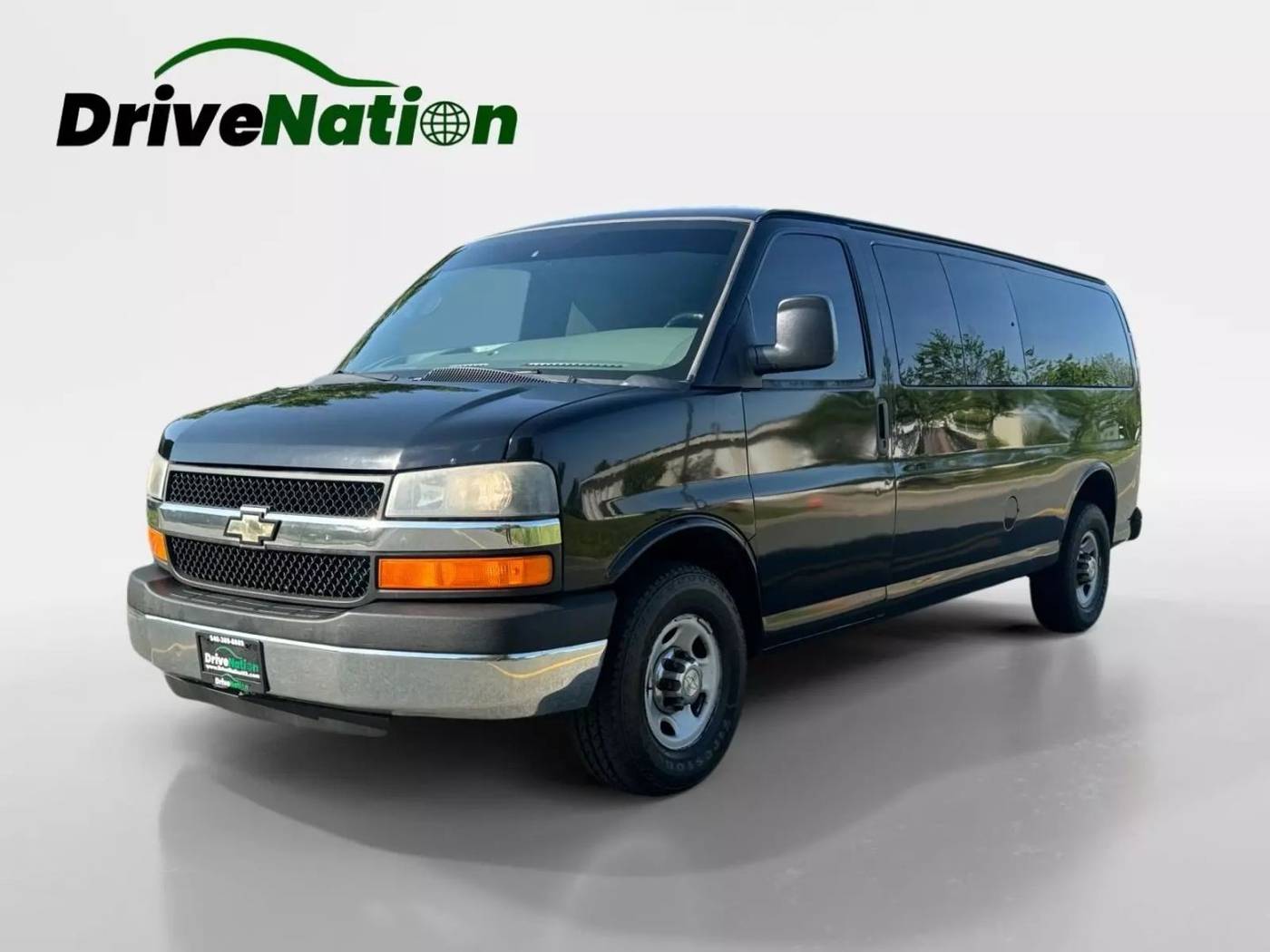 2014 Chevrolet Express Passenger LT — Passenger Van — 91,555 mi — Fredericksburg, VA