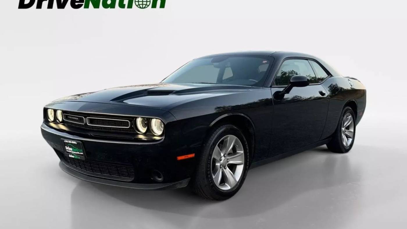 2022 Dodge Challenger SXT — Coupe — 52,908 mi — Fredericksburg, VA
