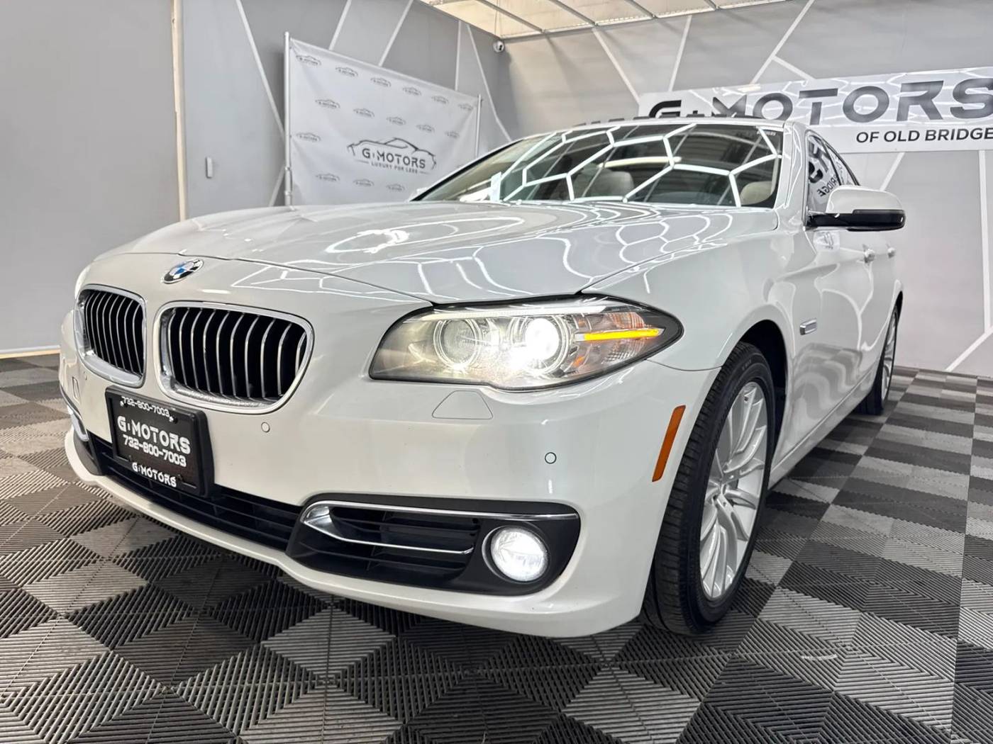 2015 BMW 5 Series 528i — Sedan — 94,736 mi — Old Bridge, NJ
