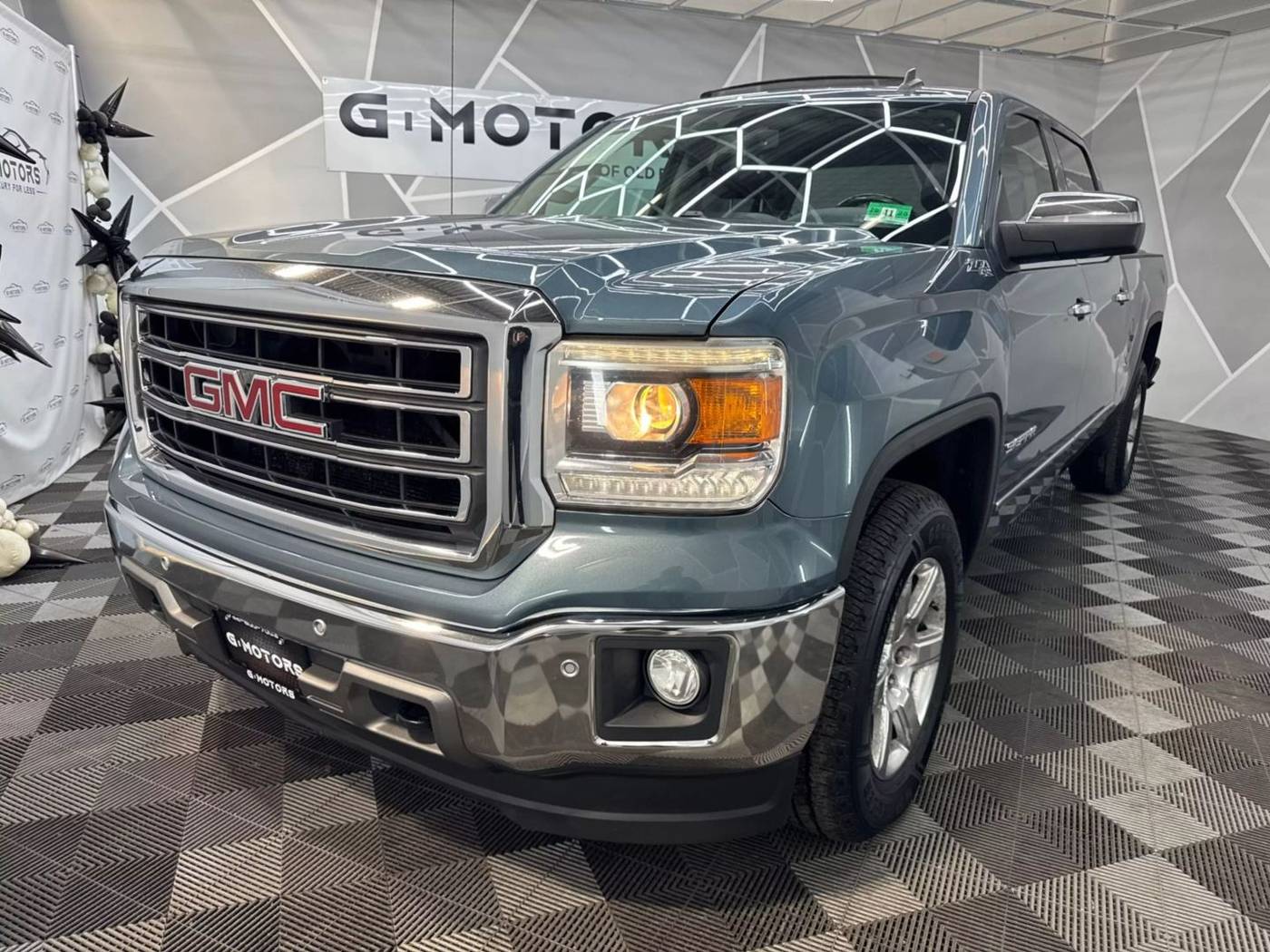 2014 GMC Sierra 1500 SLT — Pickup Truck — 105,463 mi — Old Bridge, NJ