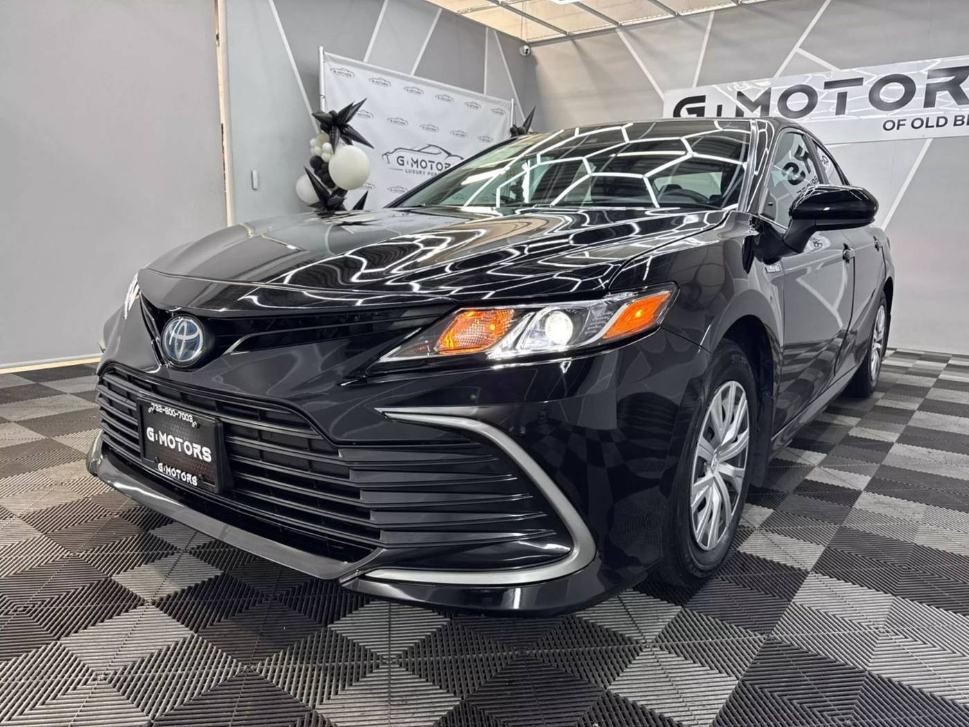 2021 Toyota Camry Hybrid LE — Sedan — 42,723 mi — Old Bridge, NJ