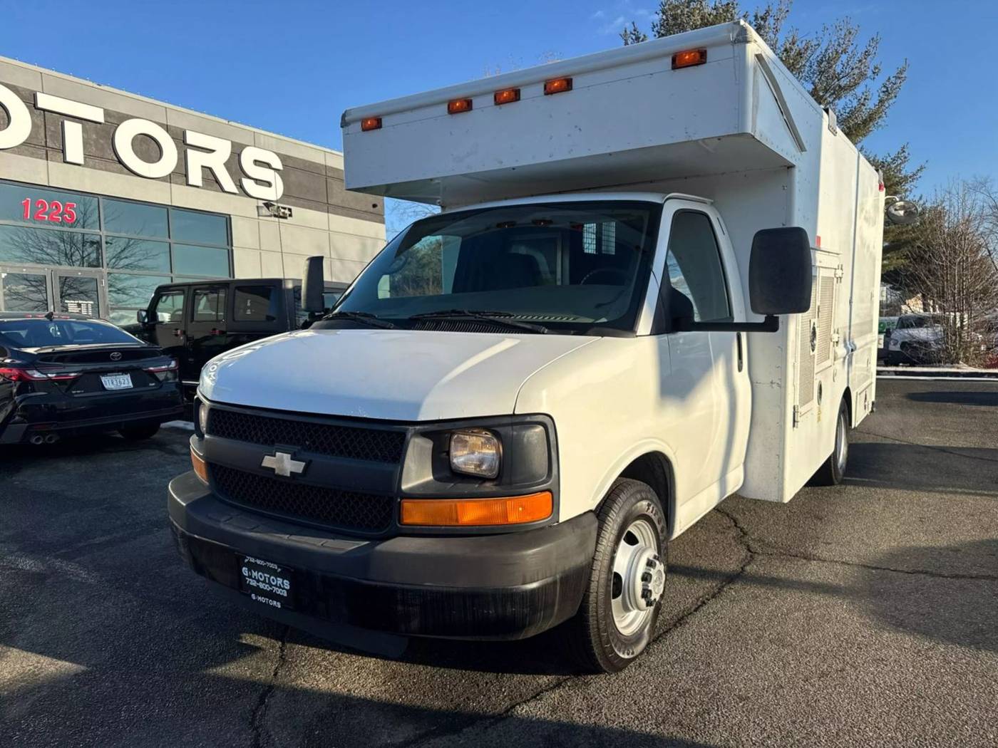 2007 Chevrolet Express Commercial Cutaway C7L — Chassis Cab Truck — 276,706 mi — Old Bridge, NJ