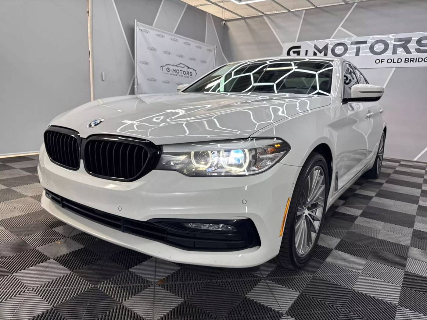 2017 BMW 5 Series 530i — Sedan — 97,049 mi — Old Bridge, NJ