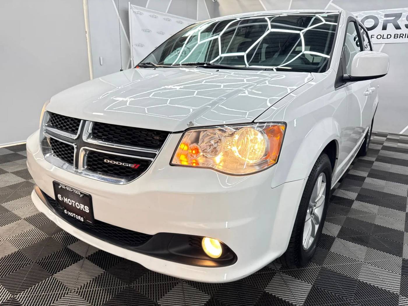 2019 Dodge Grand Caravan SXT — Minivan — 125,126 mi — Old Bridge, NJ