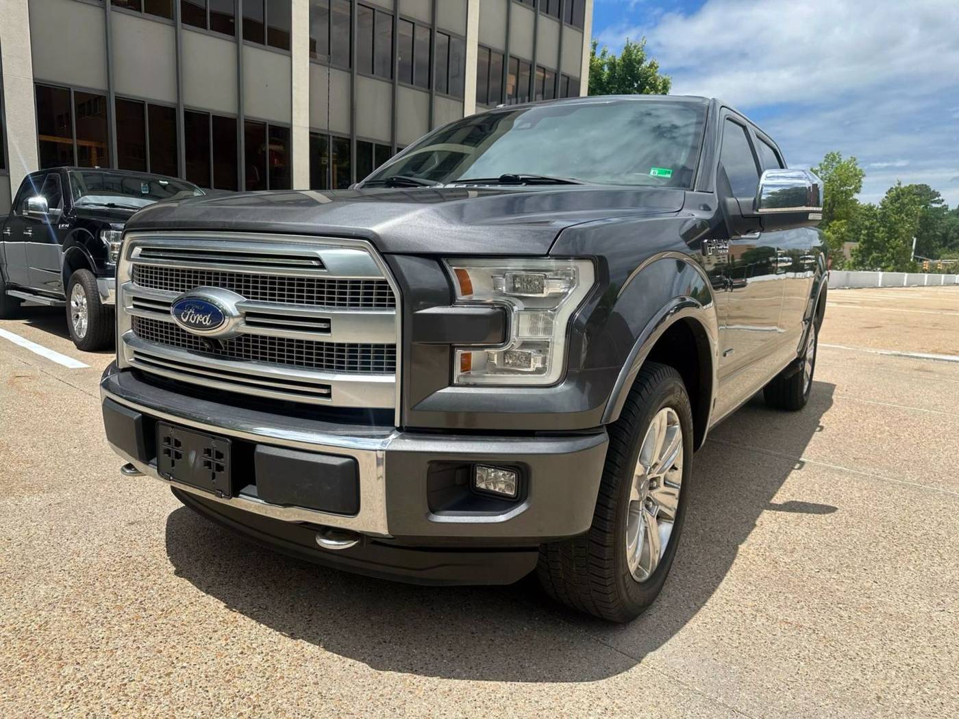 2016 Ford F-150 Platinum — Pickup Truck — 138,911 mi — Falls Church, VA