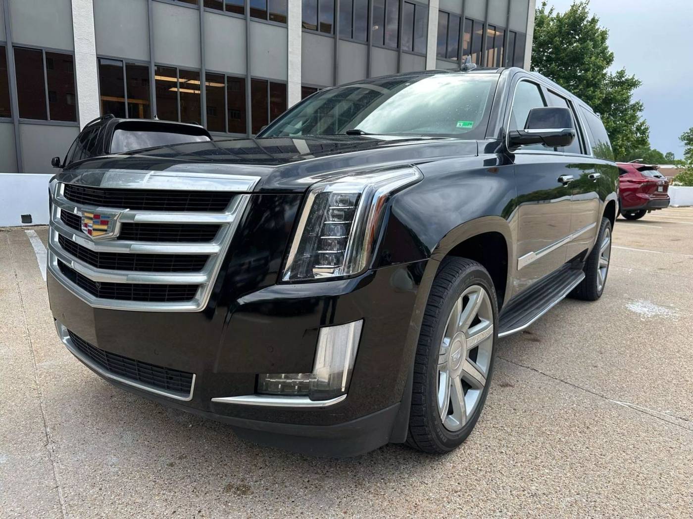 2016 Cadillac Escalade Luxury — SUV — 142,388 mi — Falls Church, VA