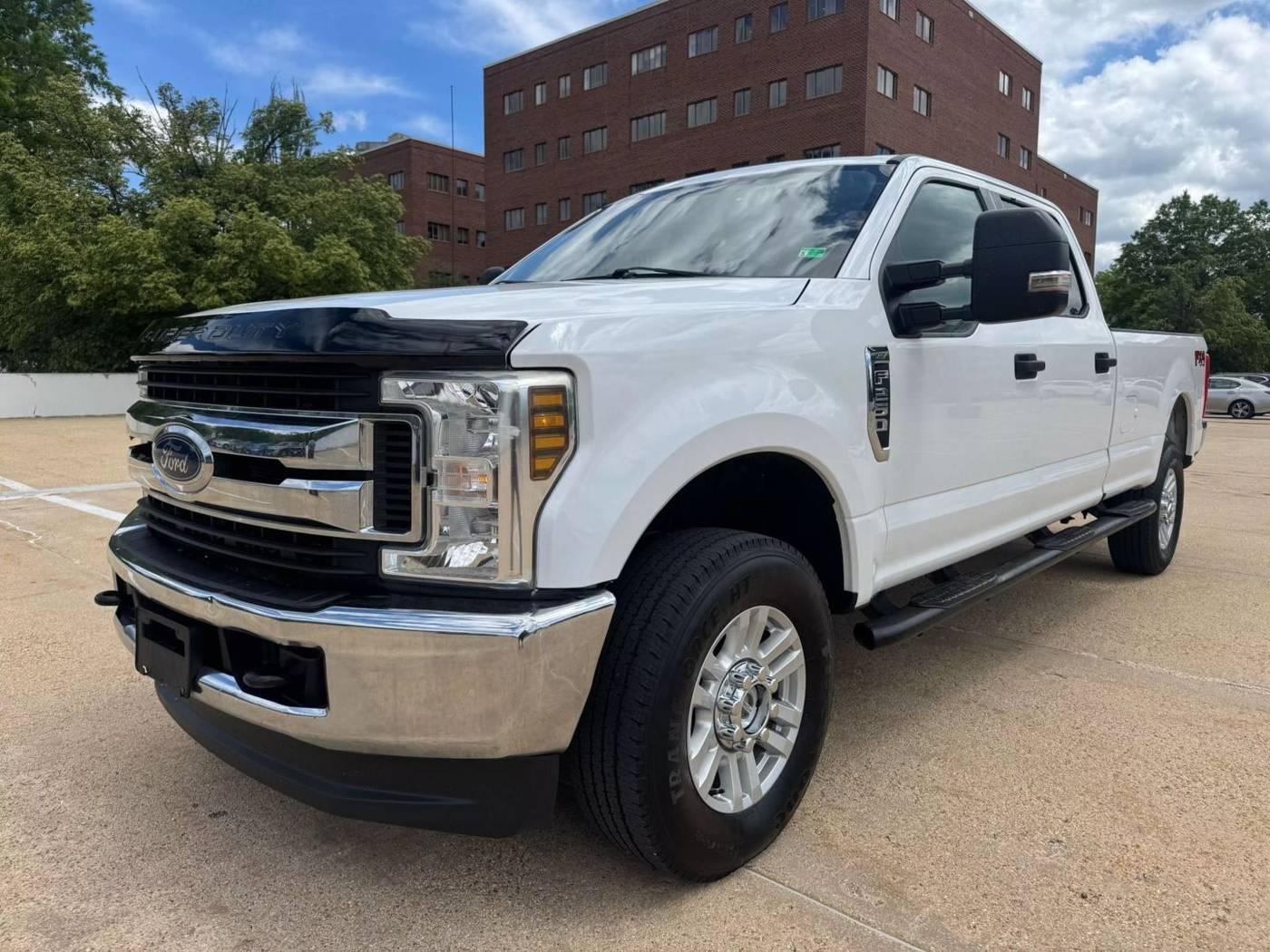 2019 Ford Super Duty F-250 XLT — Pickup Truck — 153,299 mi — Falls Church, VA