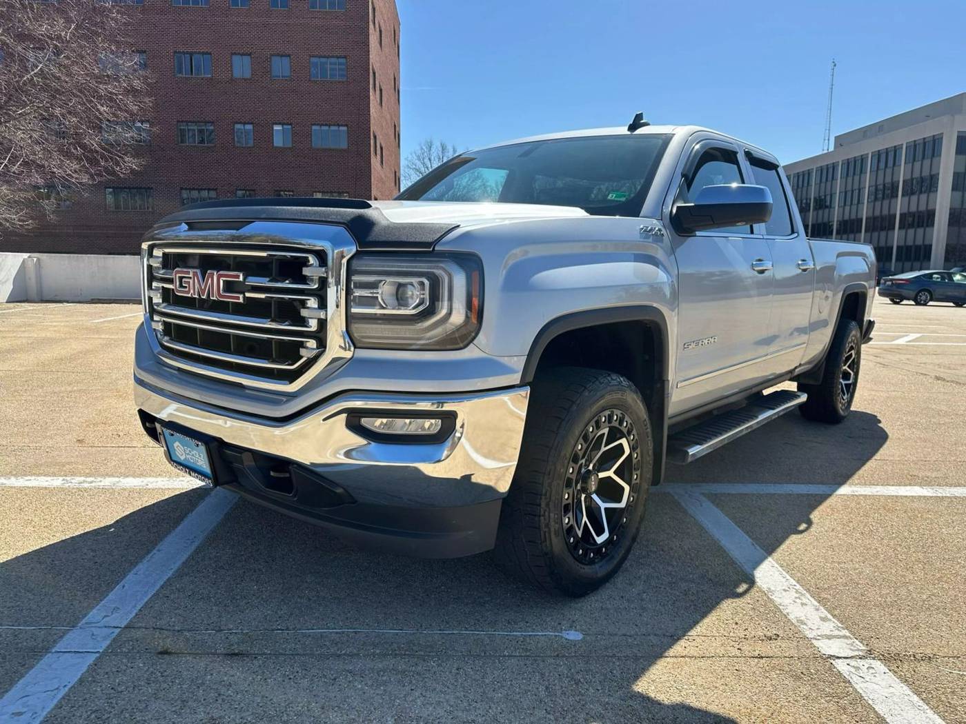 2016 GMC Sierra 1500 SLT — Pickup Truck — 103,320 mi — Falls Church, VA