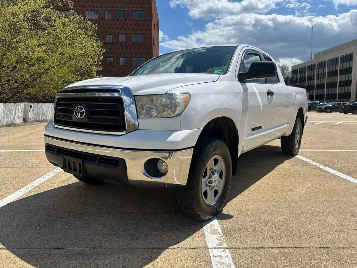 2012 Toyota Tundra Base — Pickup Truck — 175,321 mi — Falls Church, VA