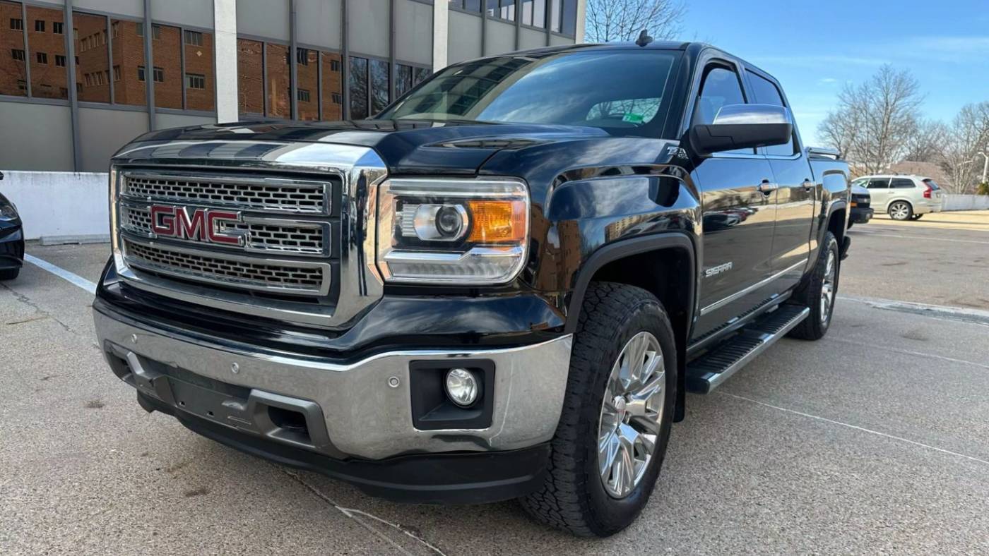 2014 GMC Sierra 1500 SLT — Pickup Truck — 105,755 mi — Falls Church, VA