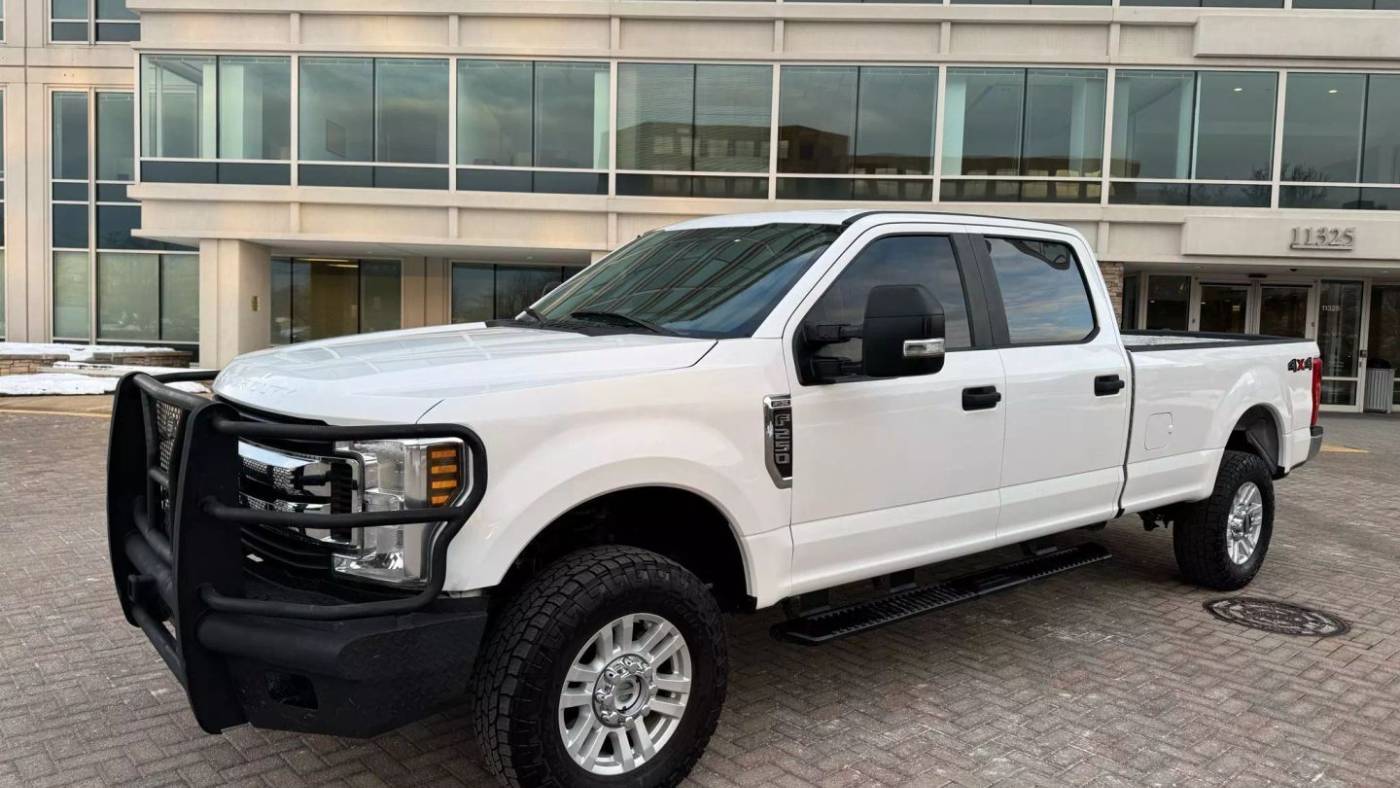 2019 Ford Super Duty F-250 XL — Pickup Truck — 163,889 mi — Falls Church, VA