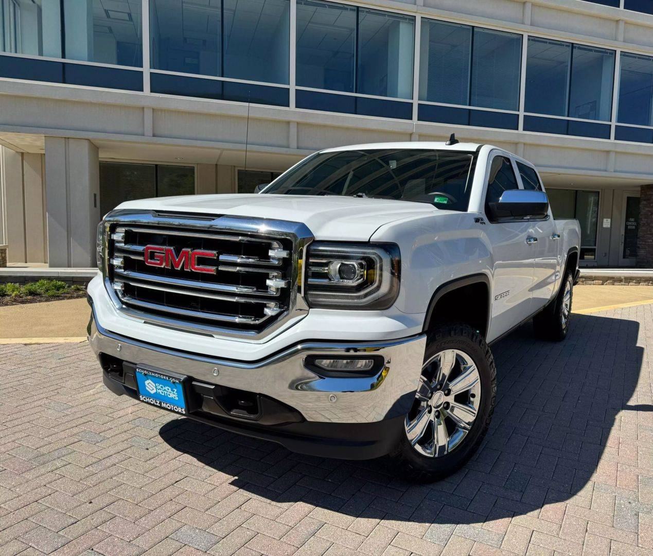 2016 GMC Sierra 1500 SLT — Pickup Truck — 155,159 mi — Falls Church, VA