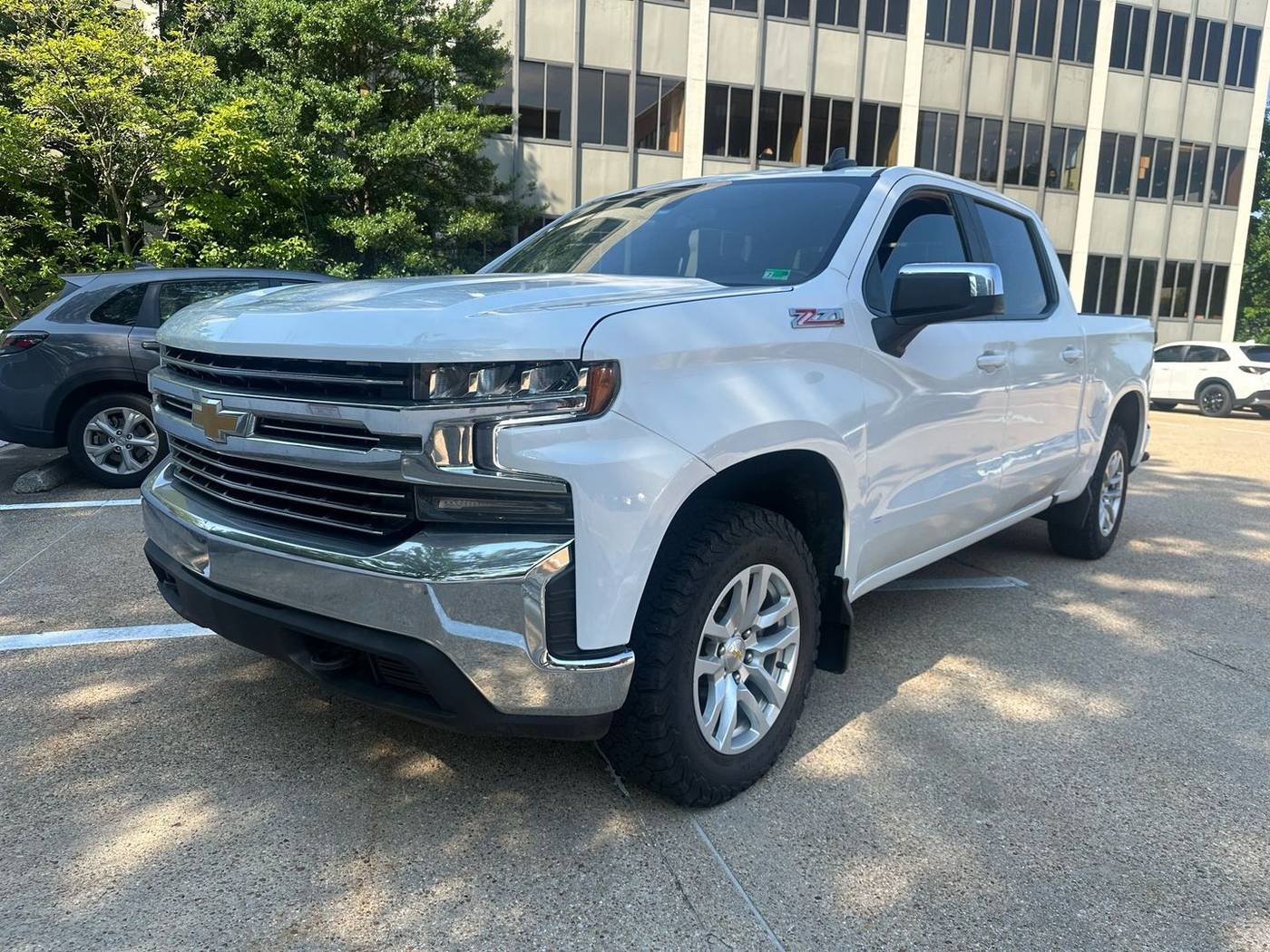2021 Chevrolet Silverado 1500 LT — Pickup Truck — 124,400 mi — Falls Church, VA