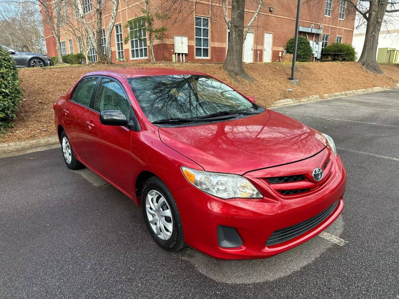 2011 Toyota Corolla LE — Sedan — 177,898 mi — Raleigh, NC