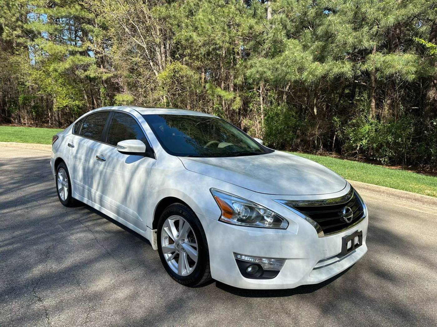 2014 Nissan Altima 2.5 SV — Sedan — 120,096 mi — Raleigh, NC