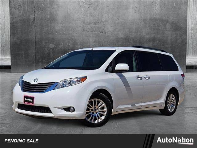 2014 Toyota Sienna XLE — Minivan — 136,212 mi — Waco, TX