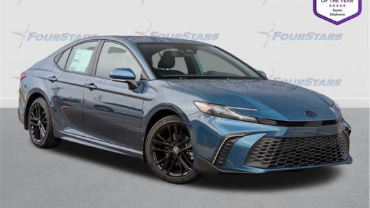 2025 Toyota Camry SE — Sedan — 12,765 mi — Altus, OK
