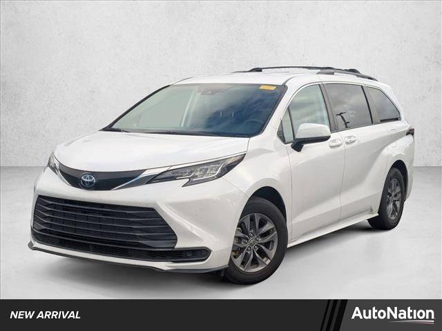 2022 Toyota Sienna LE — Minivan — 86,934 mi — Sanford, FL