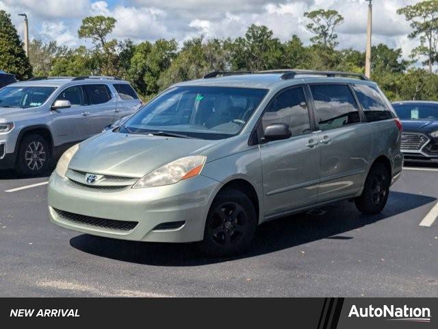 2007 Toyota Sienna CE — Minivan — 120,383 mi — Sanford, FL