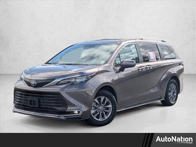 2024 Toyota Sienna XLE — Minivan — 53,693 mi — Sanford, FL