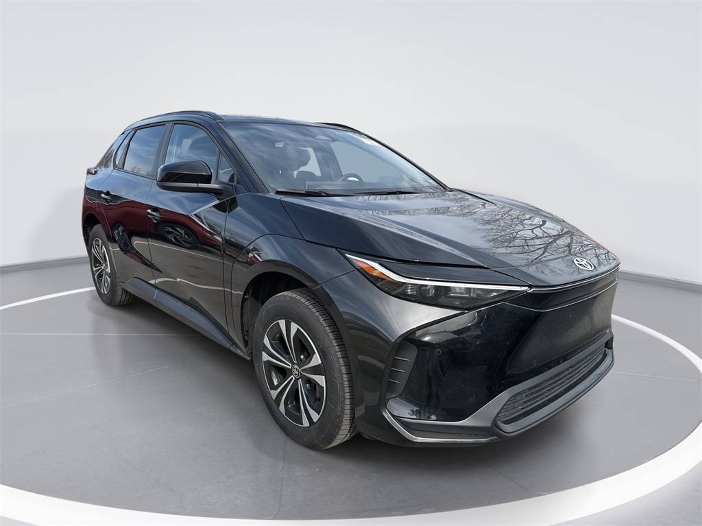 2024 Toyota bZ4X XLE — SUV — 4,283 mi — Indianapolis, IN