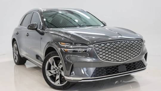 2023 Genesis Electrified GV70 Base
