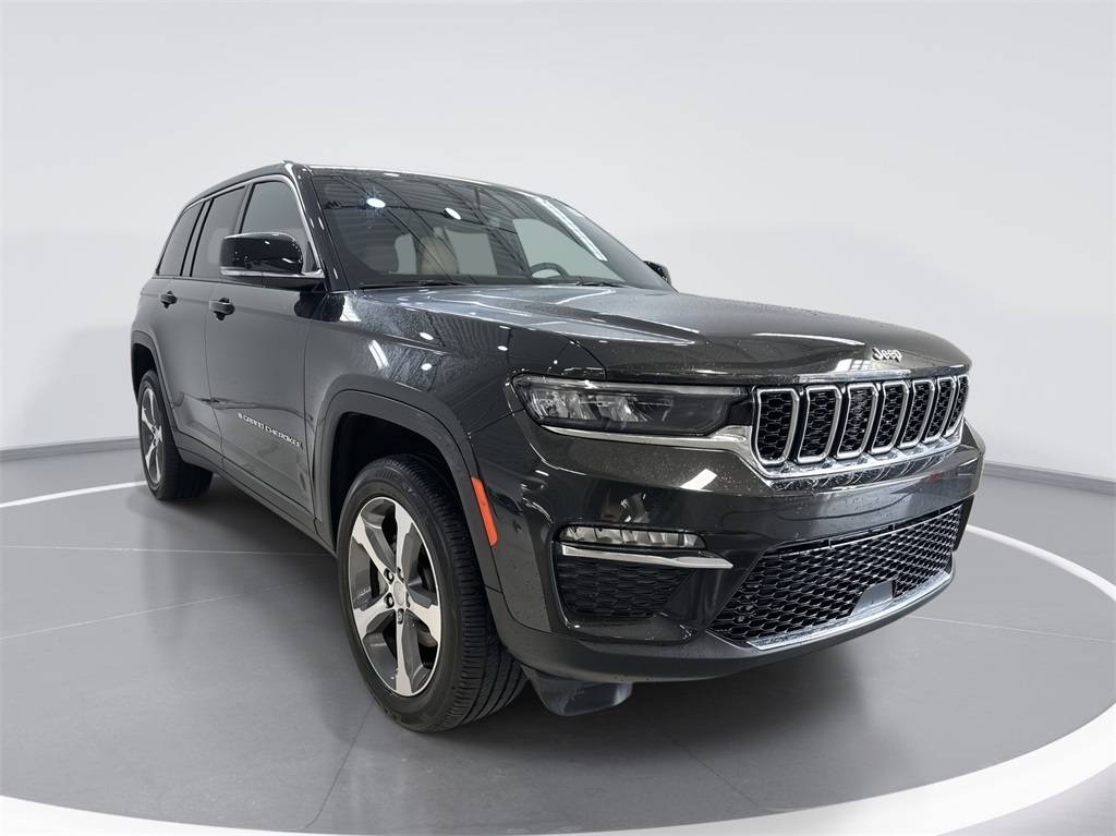 2023 Jeep Grand Cherokee Limited — SUV — 20,392 mi — Indianapolis, IN