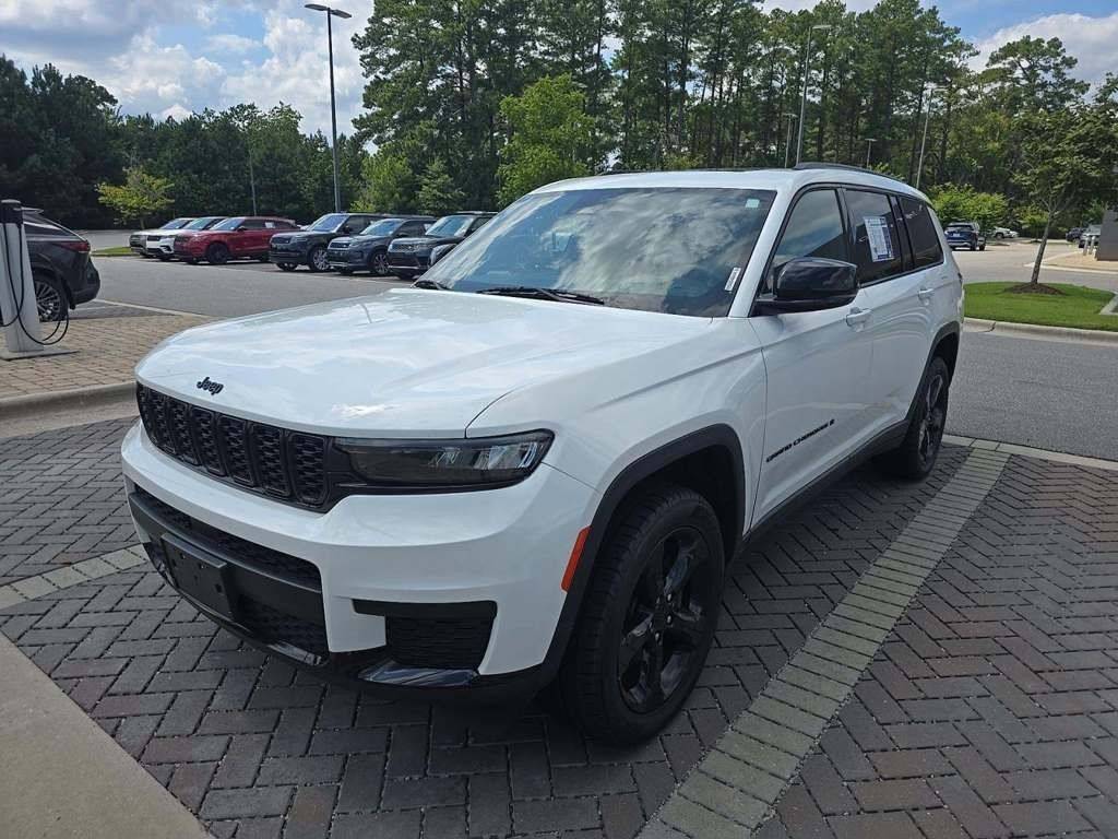2023 Jeep Grand Cherokee Altitude — SUV — 50,432 mi — Indianapolis, IN