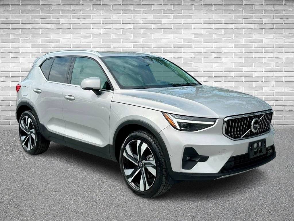 2024 Volvo XC40 Ultimate — SUV — 4,820 mi — Fairfax, VA