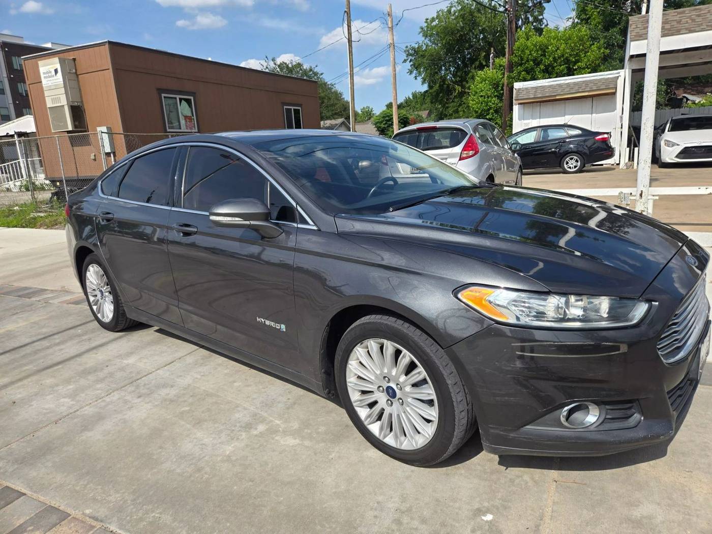2015 Ford Fusion Hybrid SE — Sedan — 154,199 mi — houston, TX
