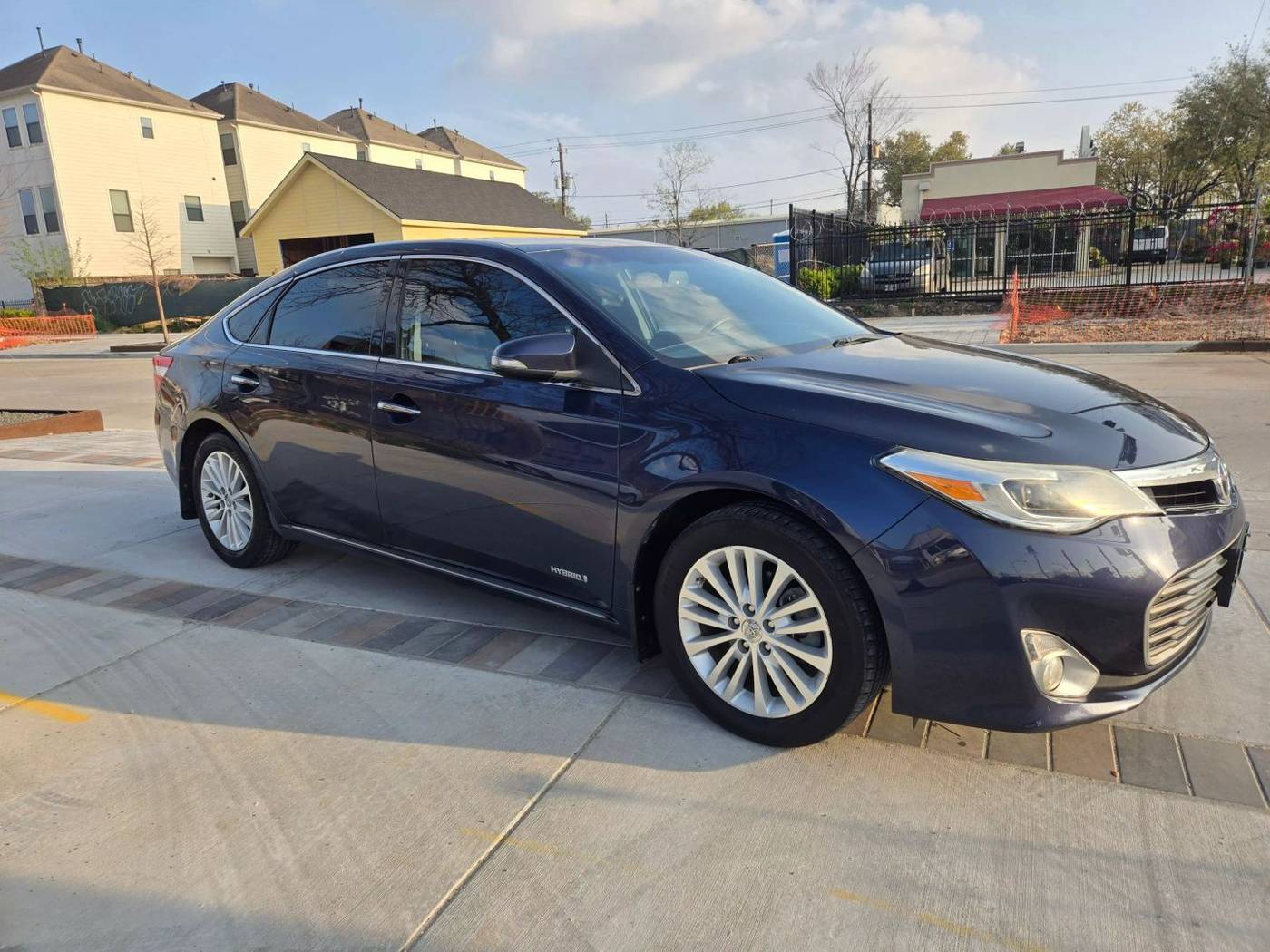 2014 Toyota Avalon Hybrid XLE Touring — Sedan — 160,510 mi — houston, TX