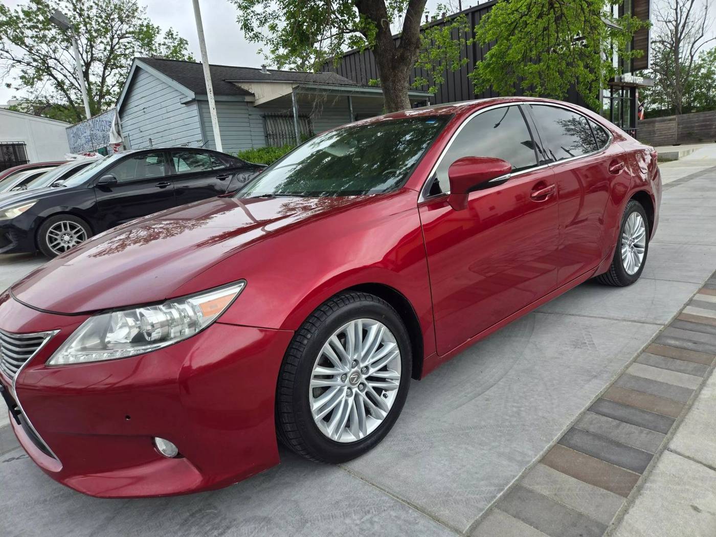 2013 Lexus ES ES 350 — Sedan — 152,125 mi — houston, TX