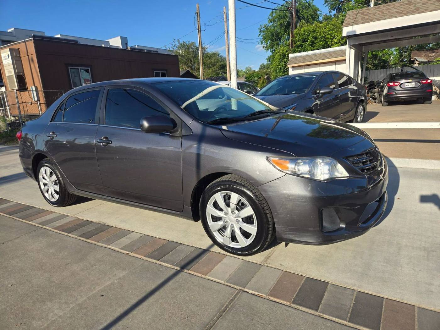 2013 Toyota Corolla LE — Sedan — 132,490 mi — houston, TX
