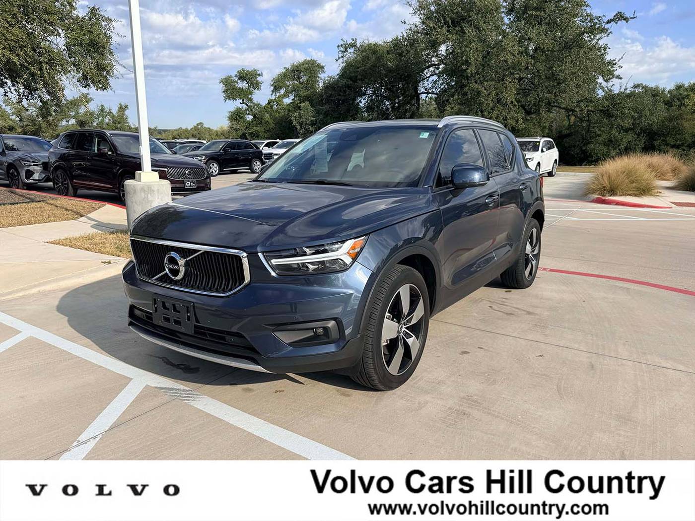 2021 Volvo XC40 Momentum — SUV — 51,582 mi — Austin, TX