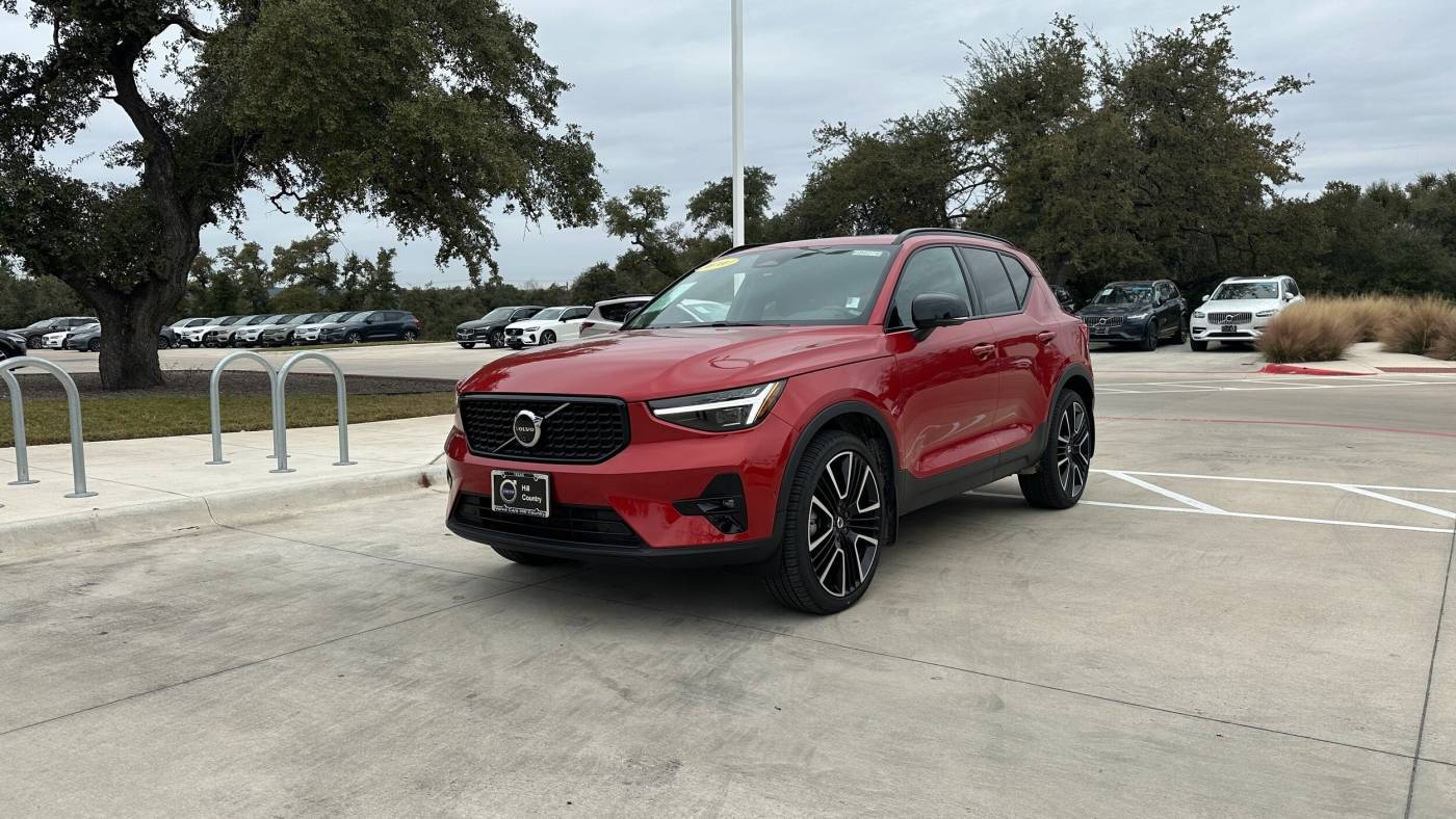 2024 Volvo XC40 Ultimate — SUV — 4,039 mi — Austin, TX