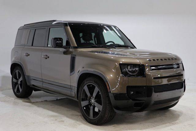 2025 Land Rover Defender X-Dynamic SE