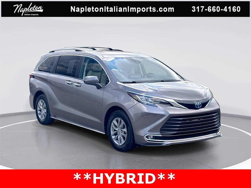 2022 Toyota Sienna XLE — Minivan — 80,560 mi — Indianapolis, IN