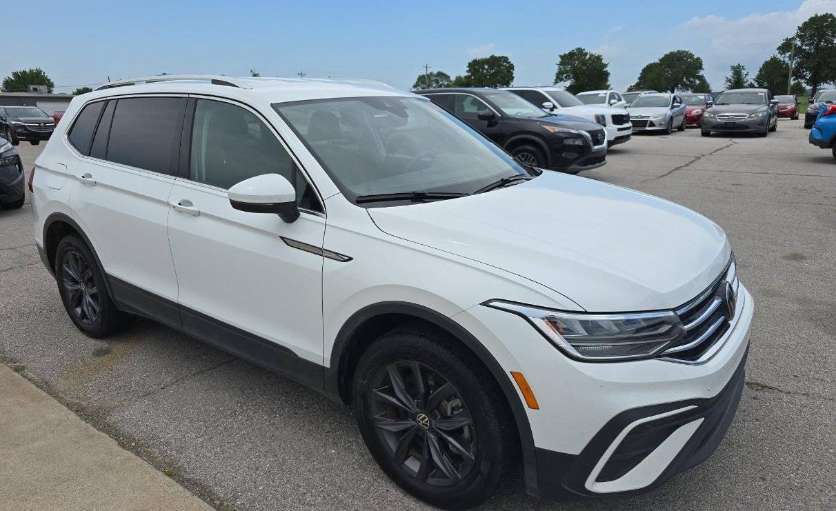 2024 Volkswagen Tiguan SE — SUV — 45,498 mi — Kansas City, MO