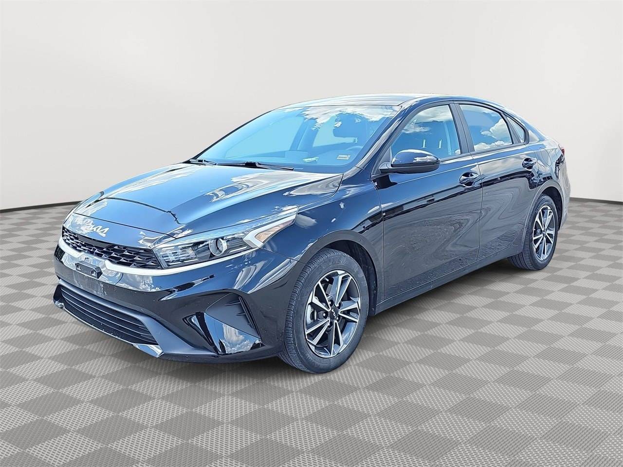 2023 Kia Forte LXS — Sedan — 36,929 mi — Kansas City, MO