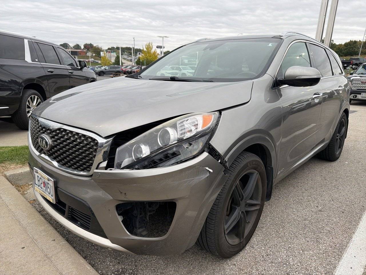 2017 Kia Sorento SXL V6 — SUV — 73,207 mi — Kansas City, MO