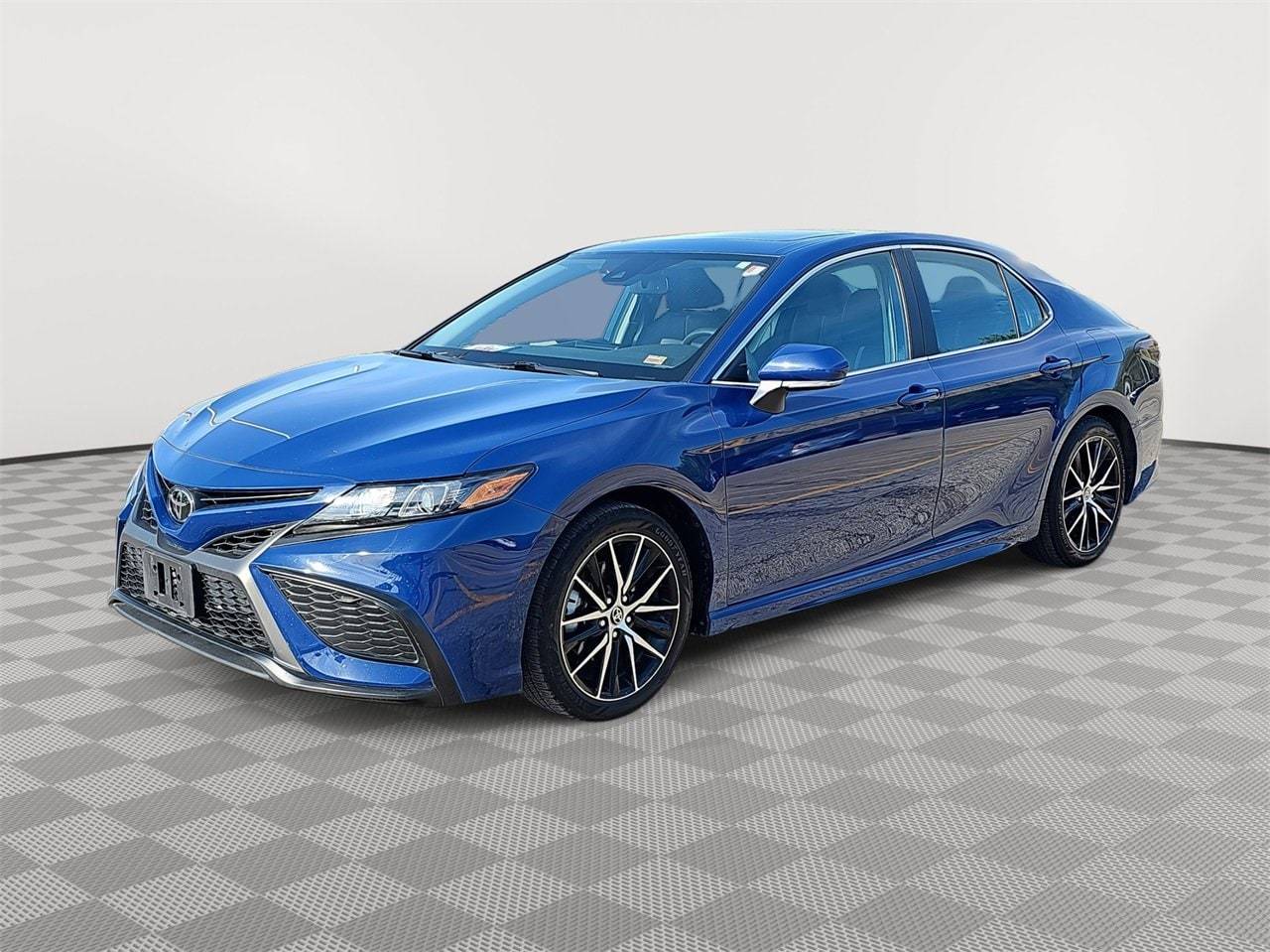 2023 Toyota Camry SE — Sedan — 130,316 mi — Kansas City, MO