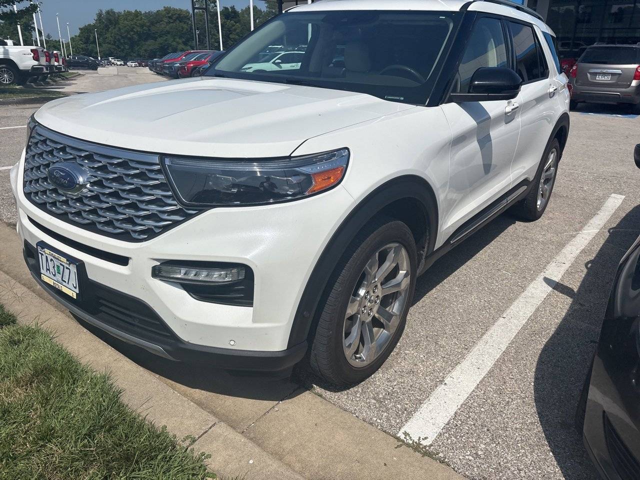 2020 Ford Explorer Platinum — SUV — 81,346 mi — Kansas City, MO