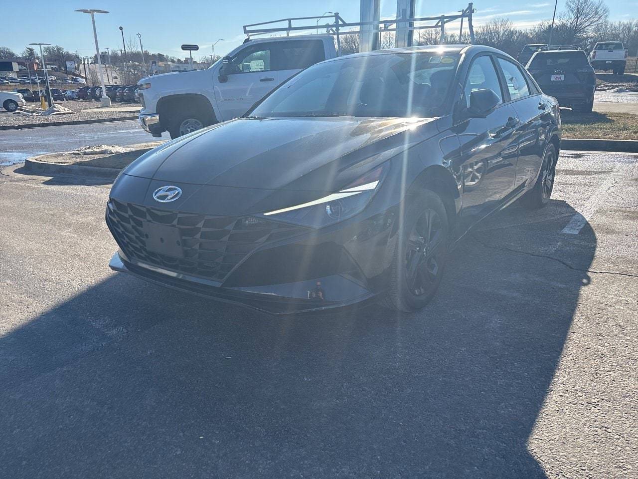 2022 Hyundai Elantra SEL — Sedan — 26,909 mi — Kansas City, MO