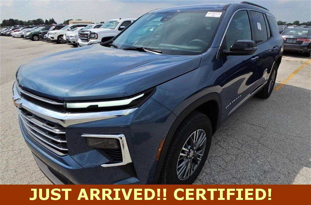 2025 Chevrolet Traverse LT — SUV — 24,308 mi — Kansas City, MO