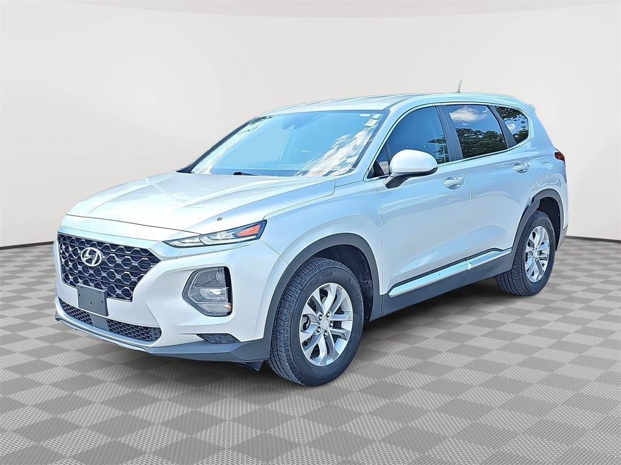 2019 Hyundai Santa Fe SE — SUV — 104,591 mi — Kansas City, MO