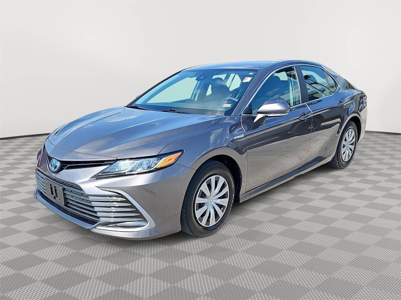 2021 Toyota Camry Hybrid LE — Sedan — 54,112 mi — Kansas City, MO