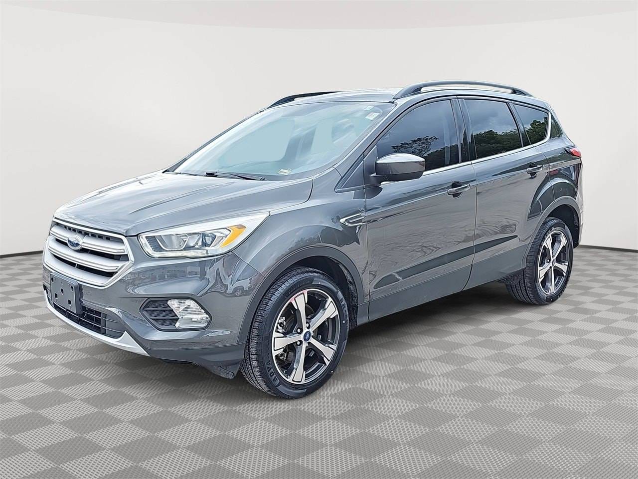 2018 Ford Escape SEL — SUV — 61,556 mi — Kansas City, MO
