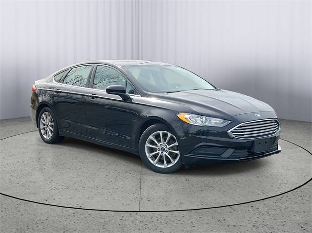 2017 Ford Fusion SE — Sedan — 118,129 mi — Paw Paw, MI