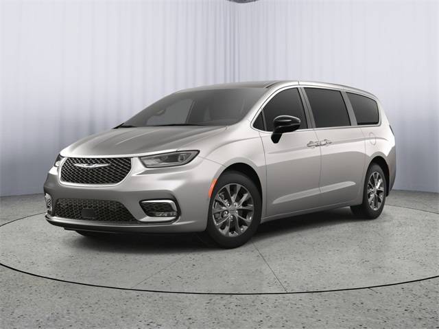 2025 Chrysler Pacifica Select — Minivan — 2,555 mi — Paw Paw, MI
