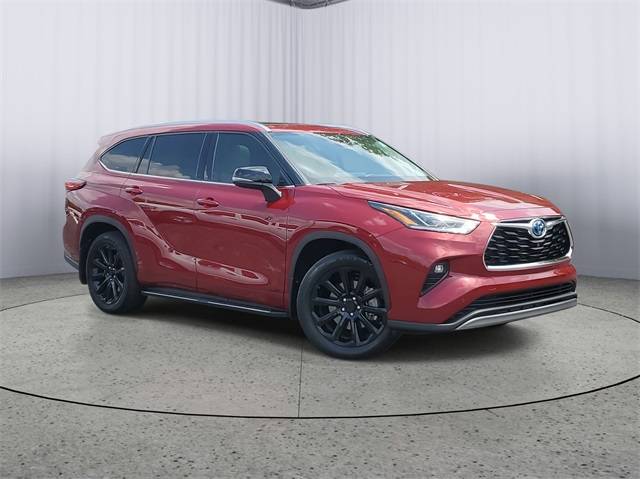 2022 Toyota Highlander Hybrid Platinum — SUV — 31,173 mi — Paw Paw, MI